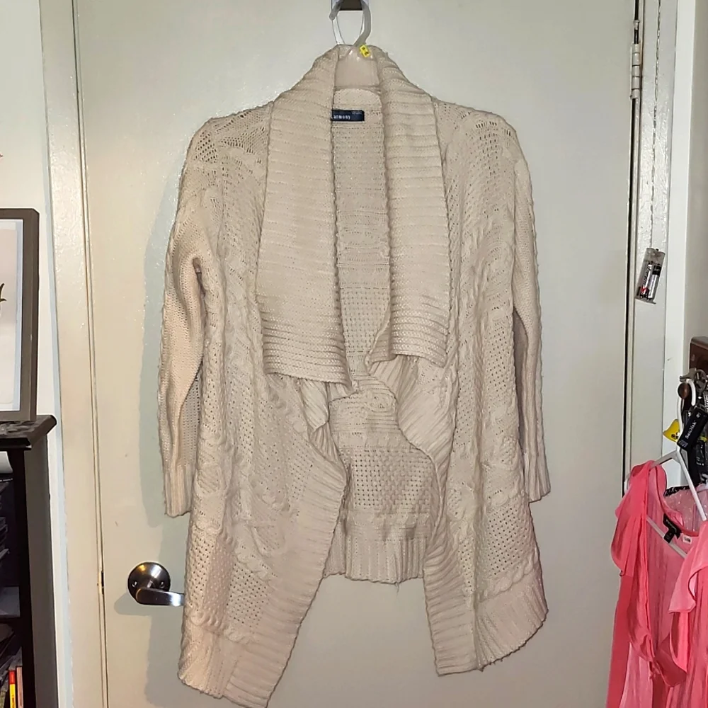 HARMONY Handmade Cable Knit Cardigan, One Size (Fits XL), Cream Coloured, Open - Picture 1 of 4